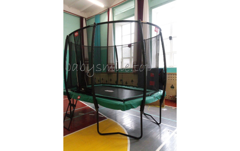 Прямокутні батути - незамінні для гімнастичних тренувань